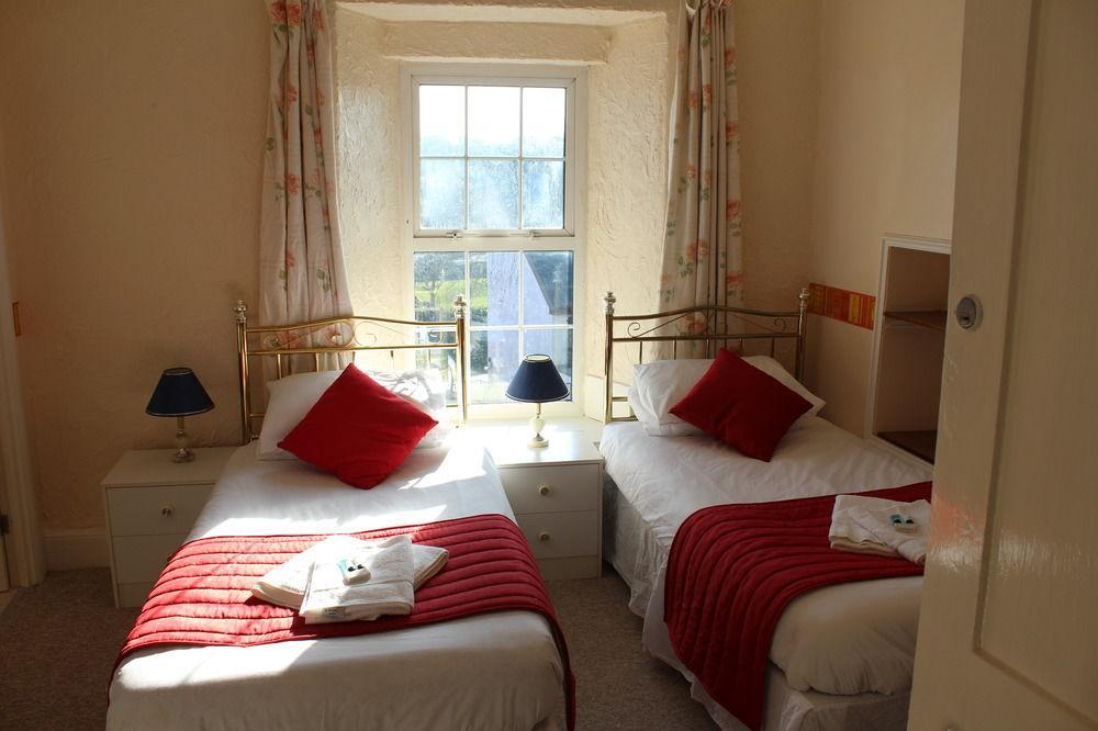 Middlegate Hotel Pembroke Esterno foto