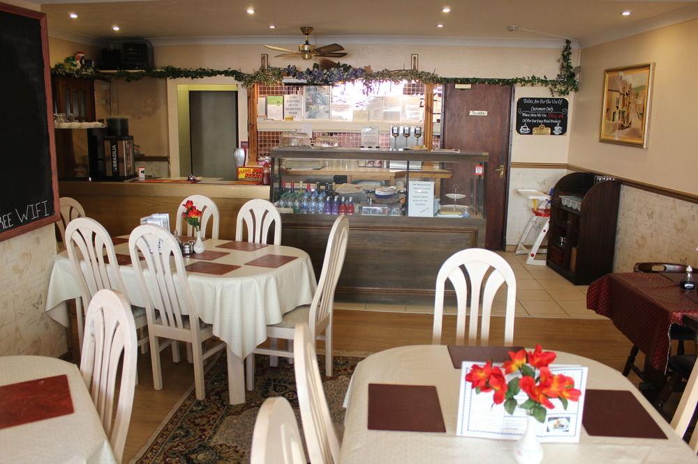 Middlegate Hotel Pembroke Esterno foto